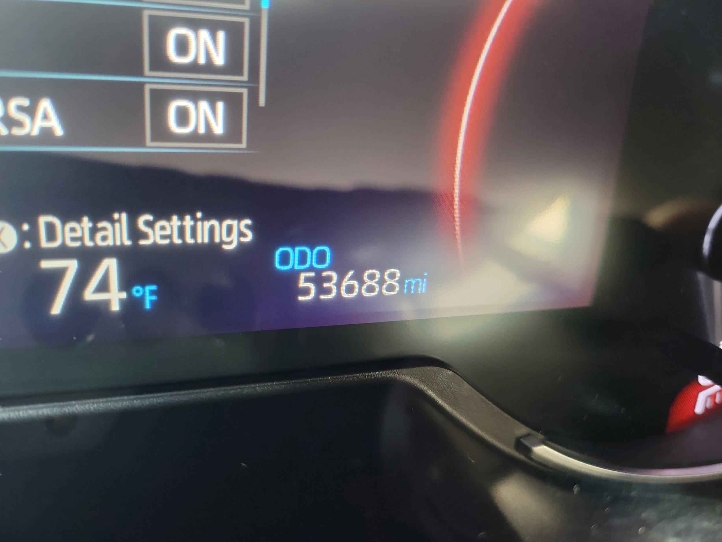 2024 Toyota RAV4 XLE - Photo 20