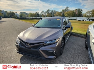 2024 Toyota Camry SE Sedan
