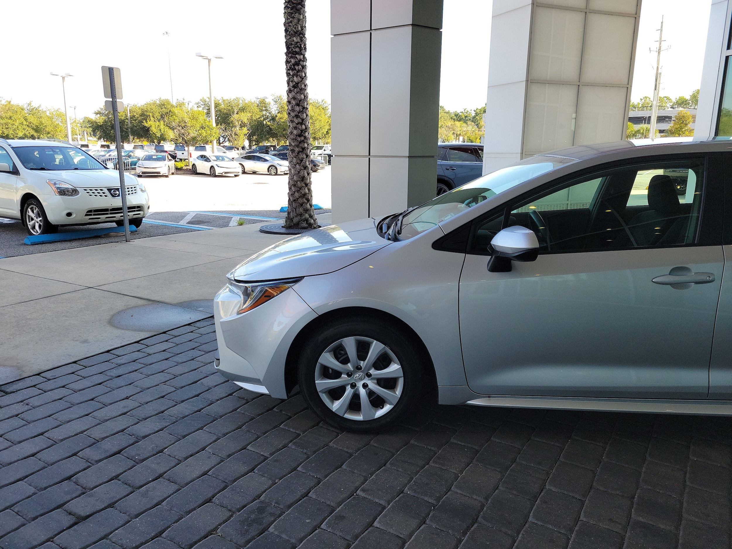 Used 2024 Toyota Corolla LE with VIN 5YFB4MDE9RP156020 for sale in Northfield, Minnesota