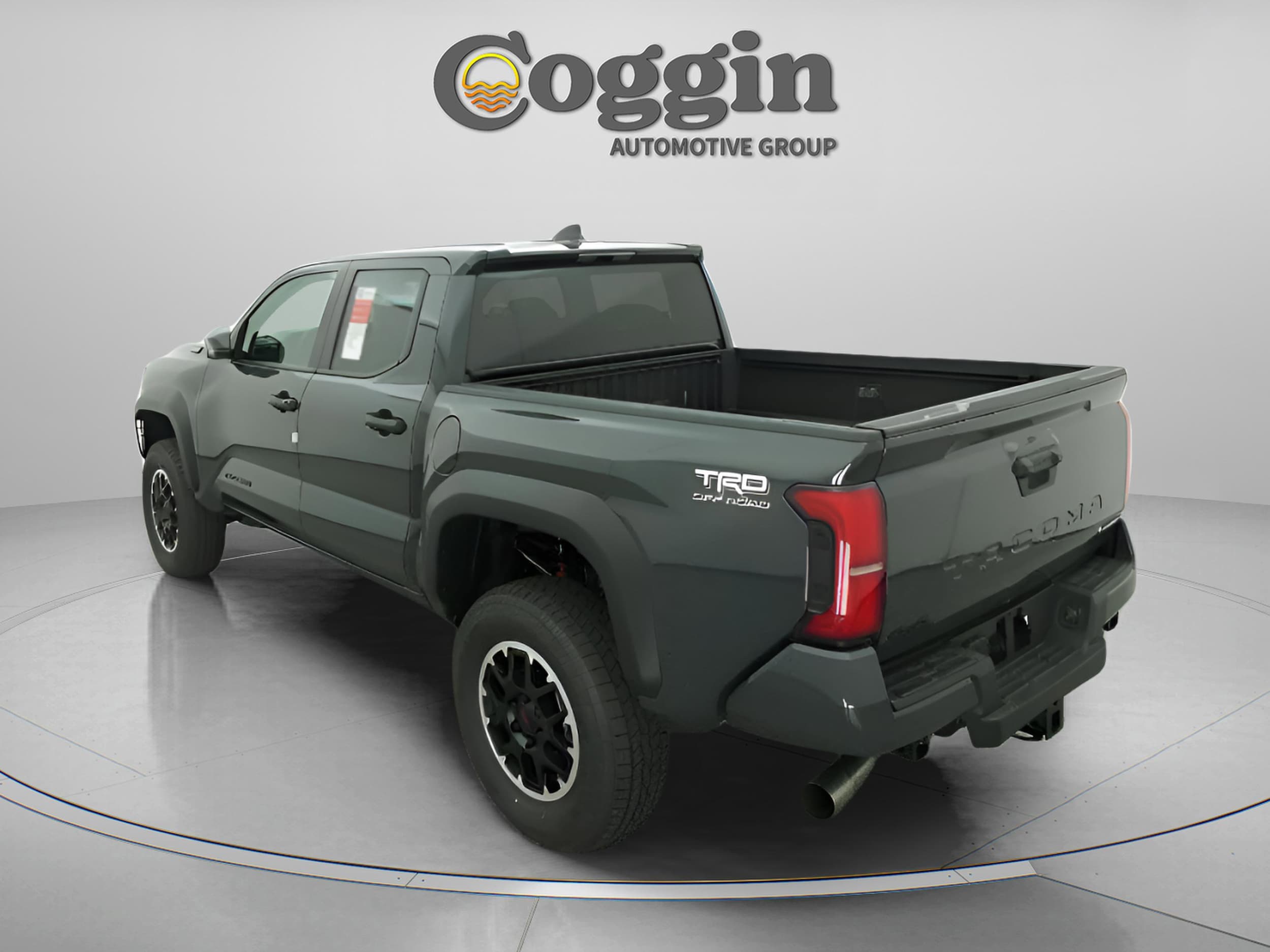 2025 Toyota Tacoma TRD Off Road - Photo 10