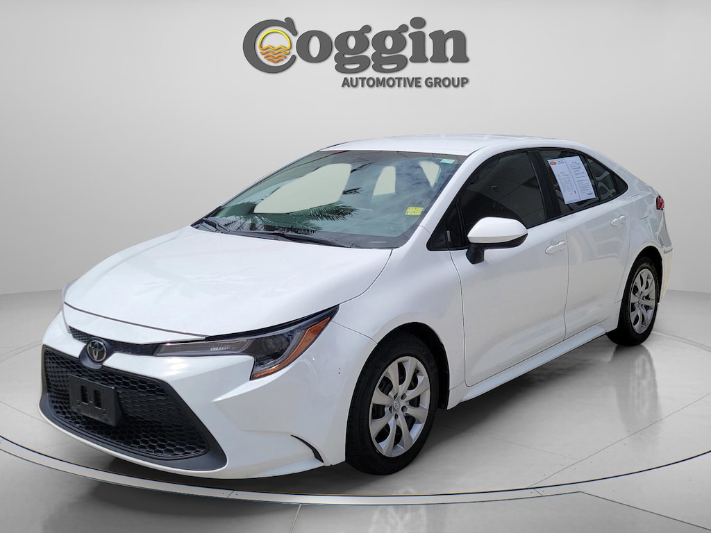 Used 2022 Toyota Corolla LE Sedan