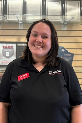 Staff member Gracie Breden from ID_e52c07d9c784