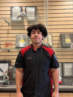 Staff member Luis Barrera from ID_ecd7cfea6e5f
