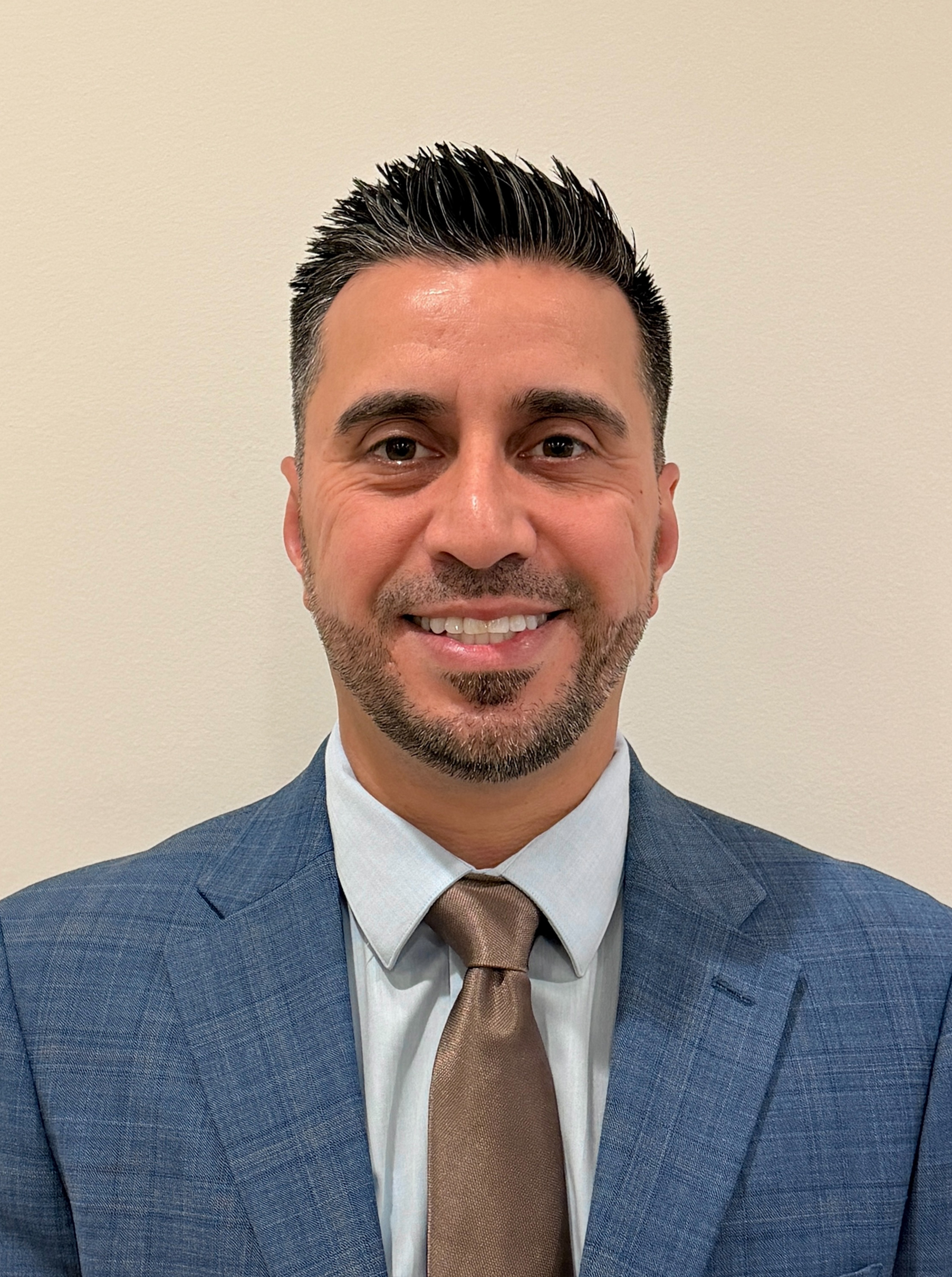 Staff member Adiel Maciel from ID_0ba6a634546f