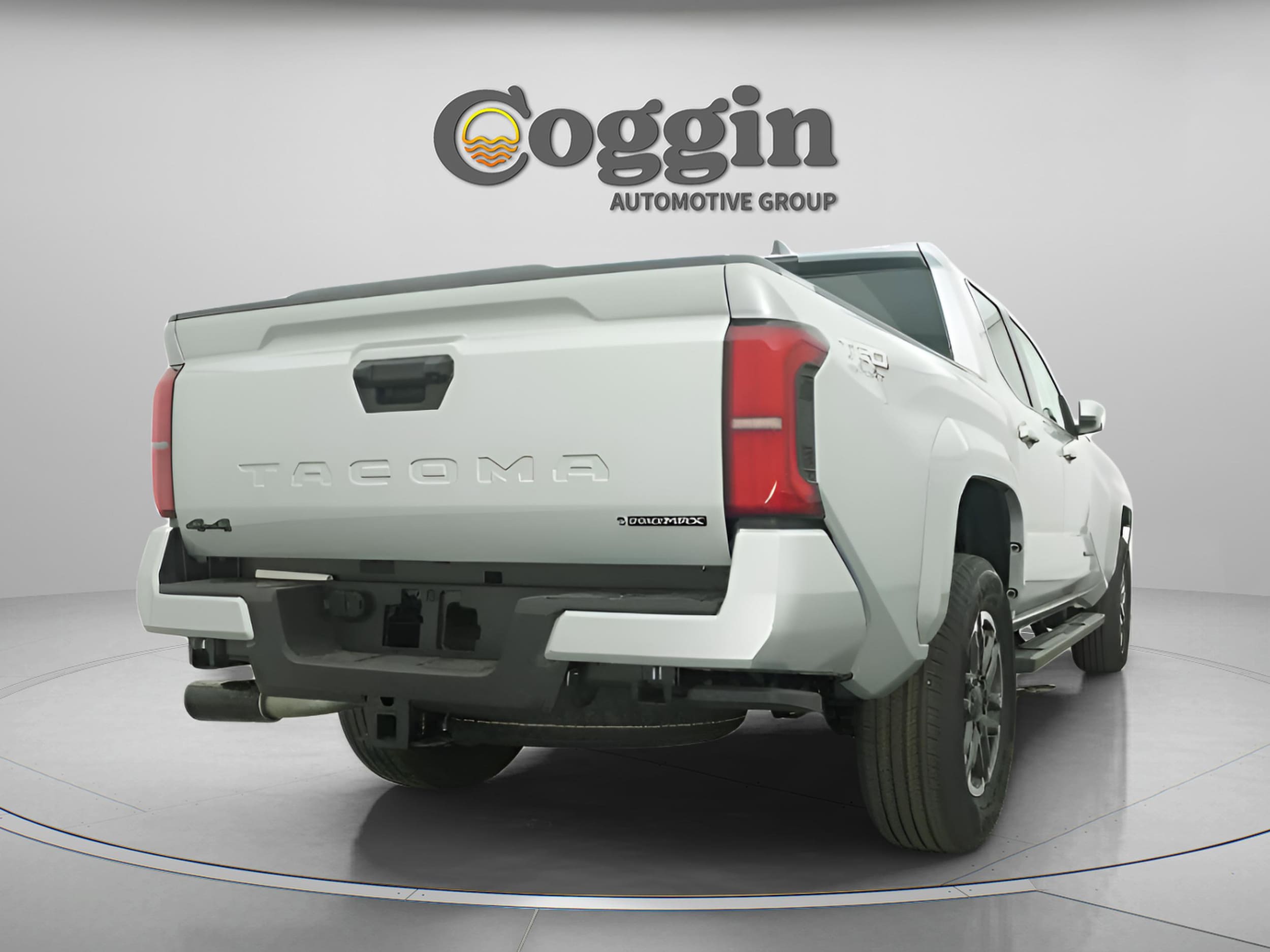 2025 Toyota Tacoma TRD Sport - Photo 19