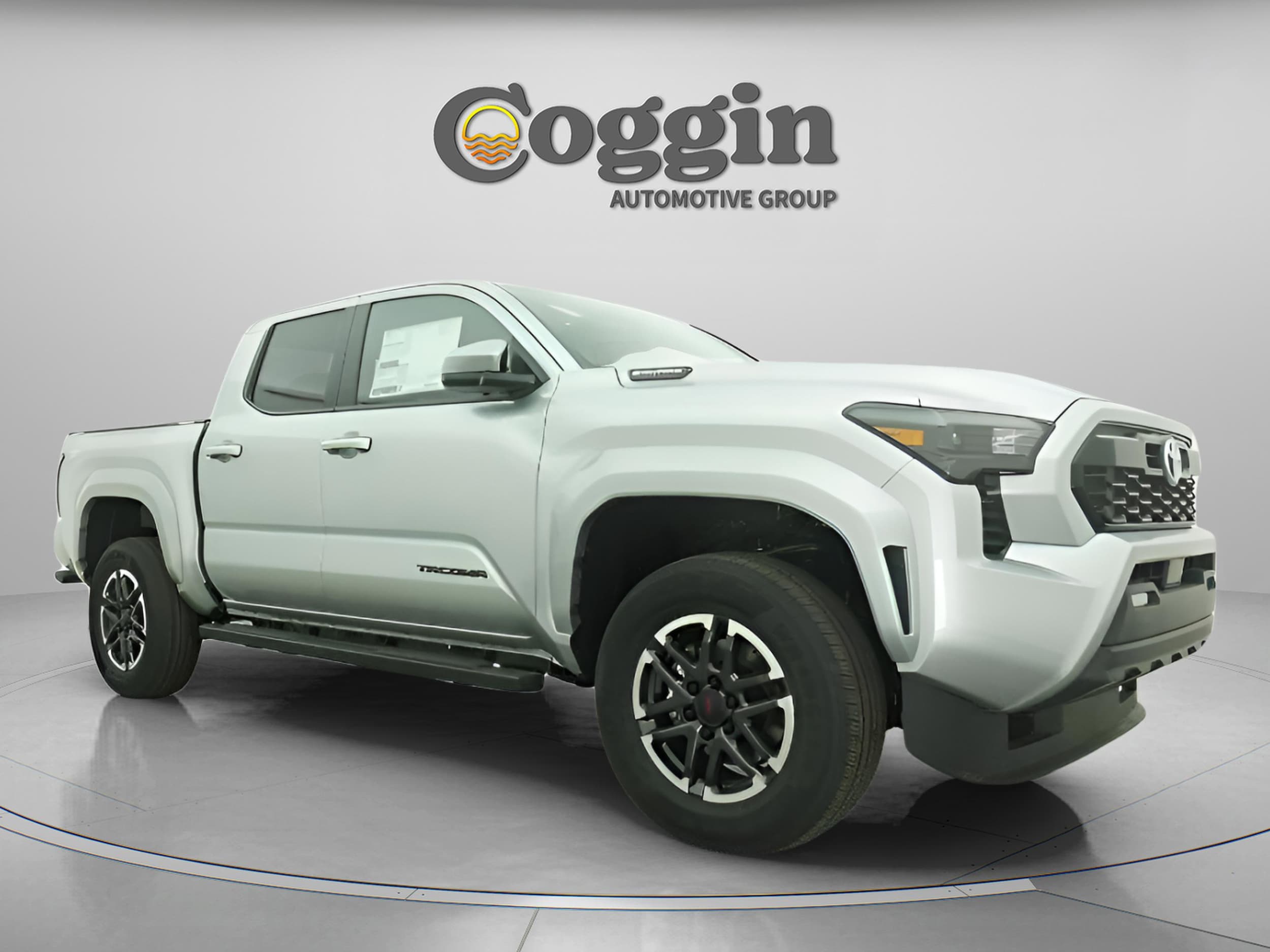 2025 Toyota Tacoma TRD Sport - Photo 12