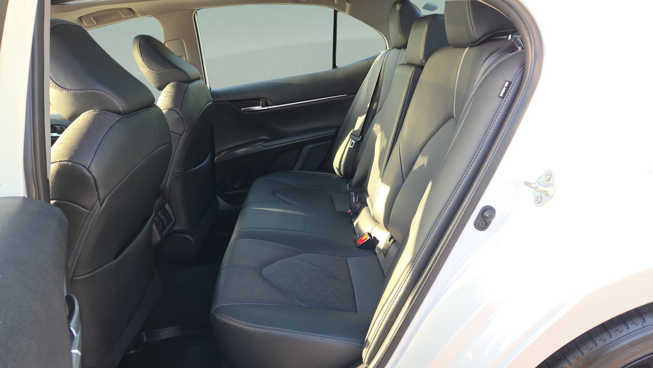 2023 Toyota Camry XSE - Photo 11