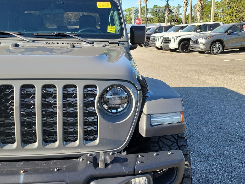 Used 2021 Jeep Gladiator Sport Truck Crew Cab