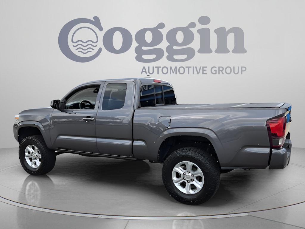 Used 2022 Toyota Tacoma SR Truck Access Cab