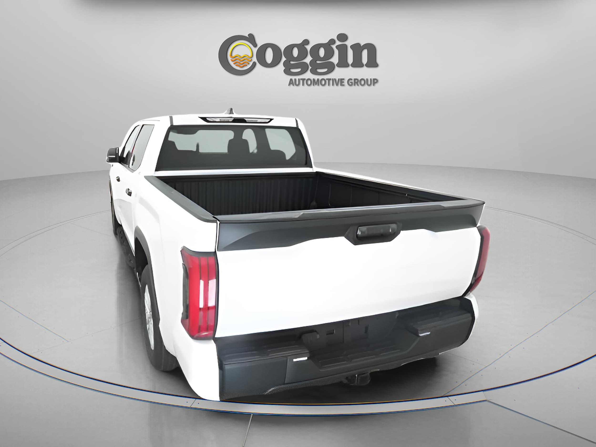 2026 Toyota Tundra SR5 - Photo 14