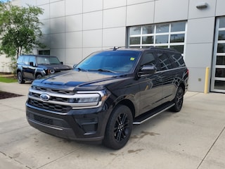 2022 Ford Expedition Max XLT SUV