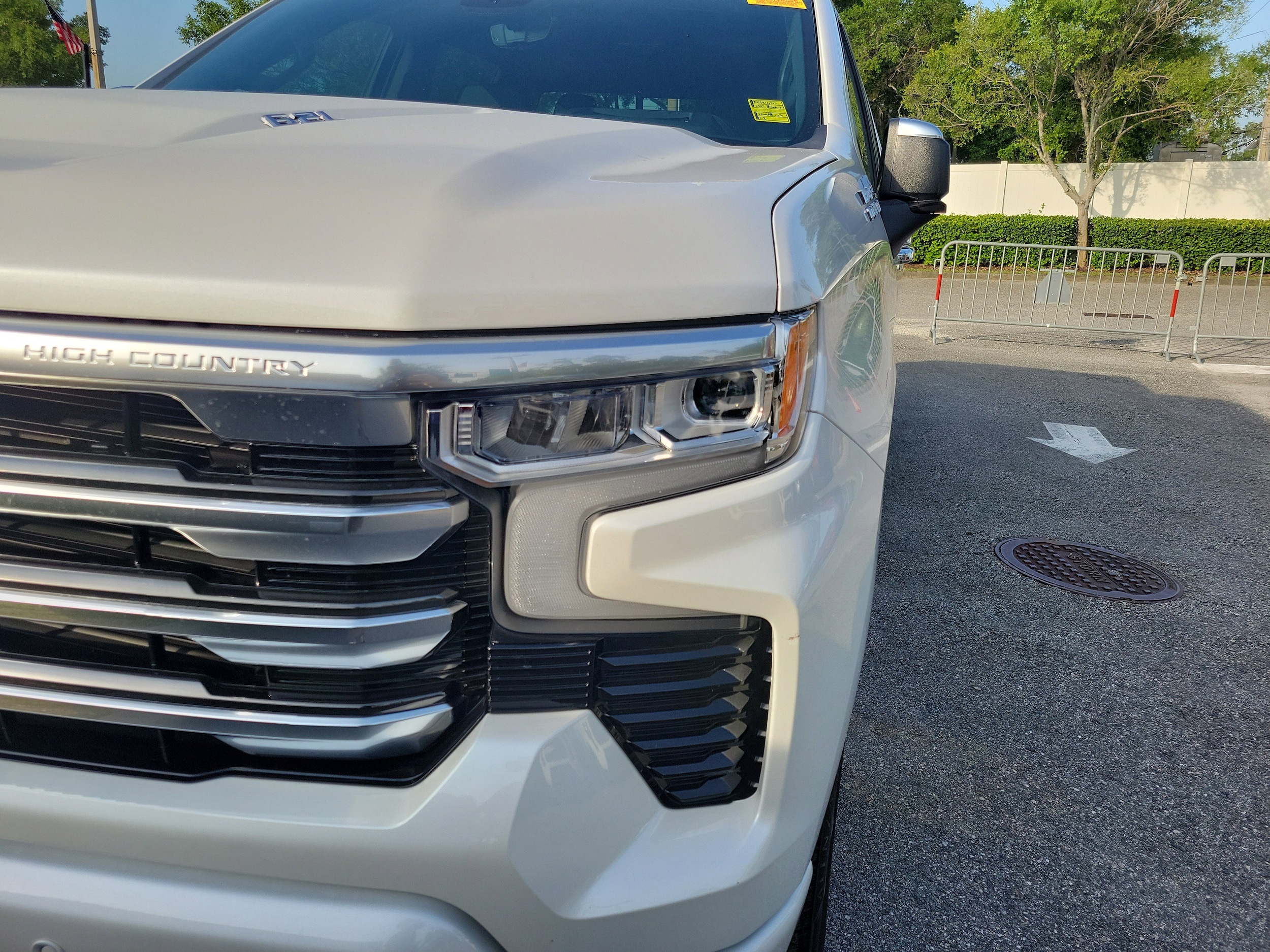 Used 2024 Chevrolet Silverado 1500 High Country with VIN 1GCUDJEL2RZ381650 for sale in Jacksonville, FL