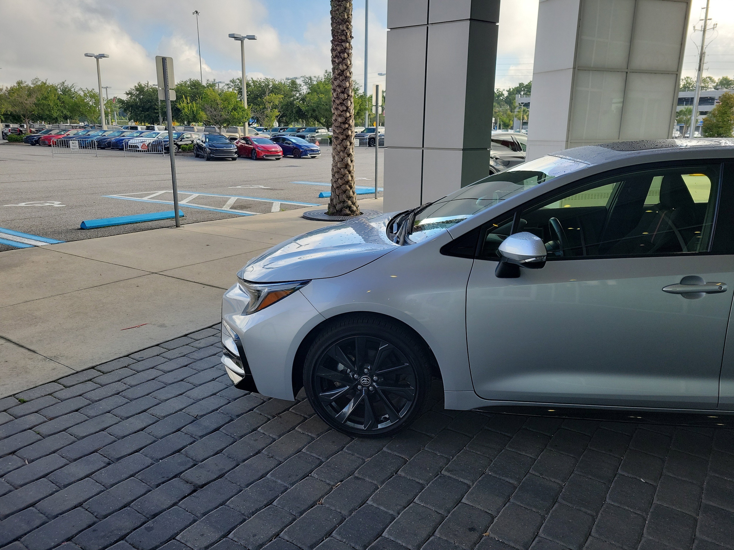 Used 2024 Toyota Corolla SE with VIN JTDBCMFE0RJ030486 for sale in Kansas City