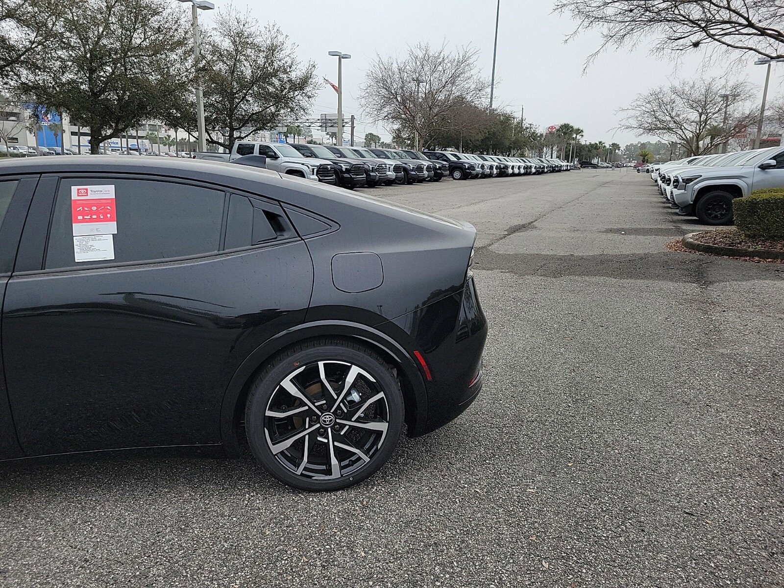 2024 Toyota Prius Prime XSE photo 4