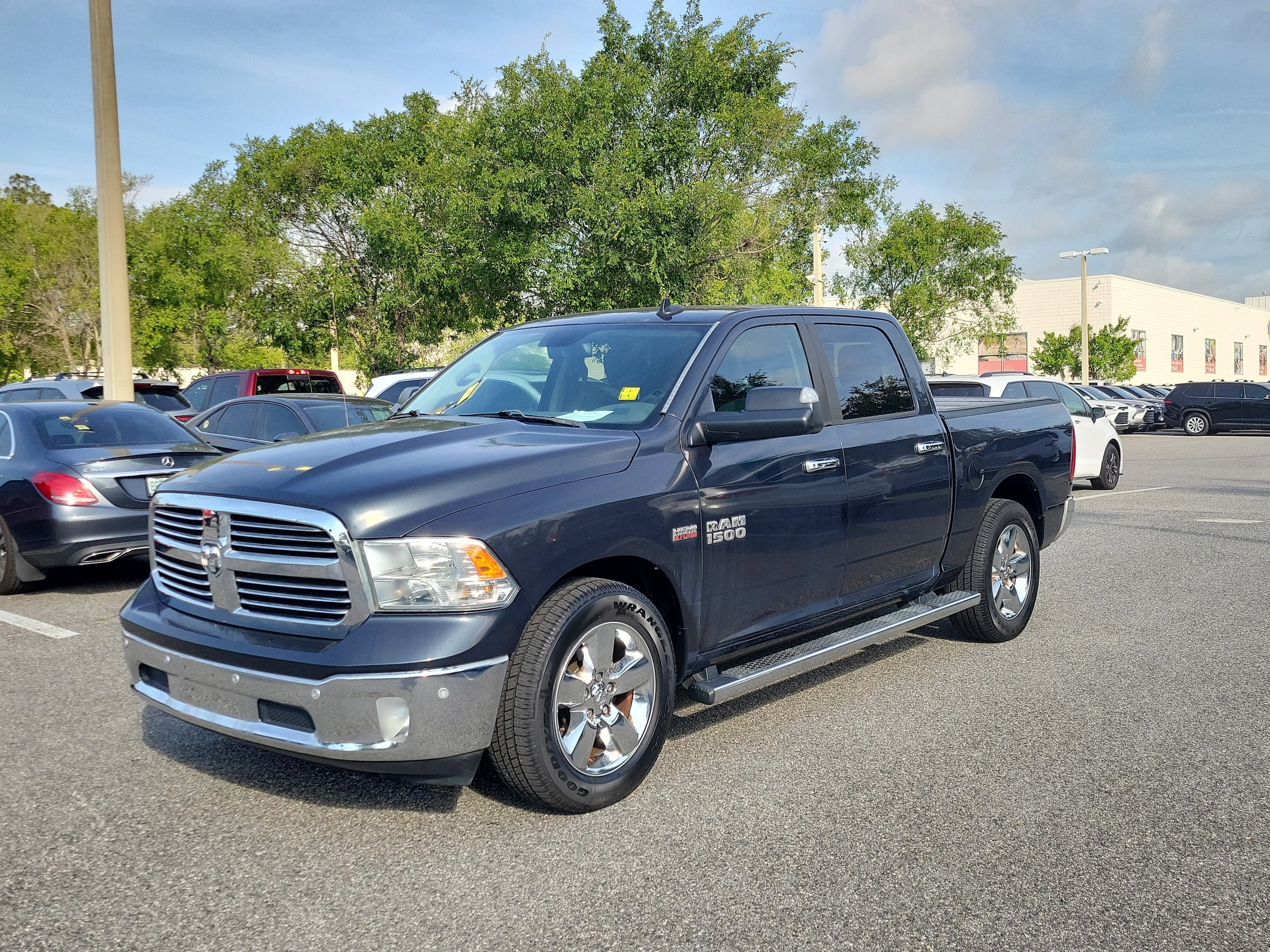 2016 RAM 1500 Big Horn Crew Cab 5'7's photo