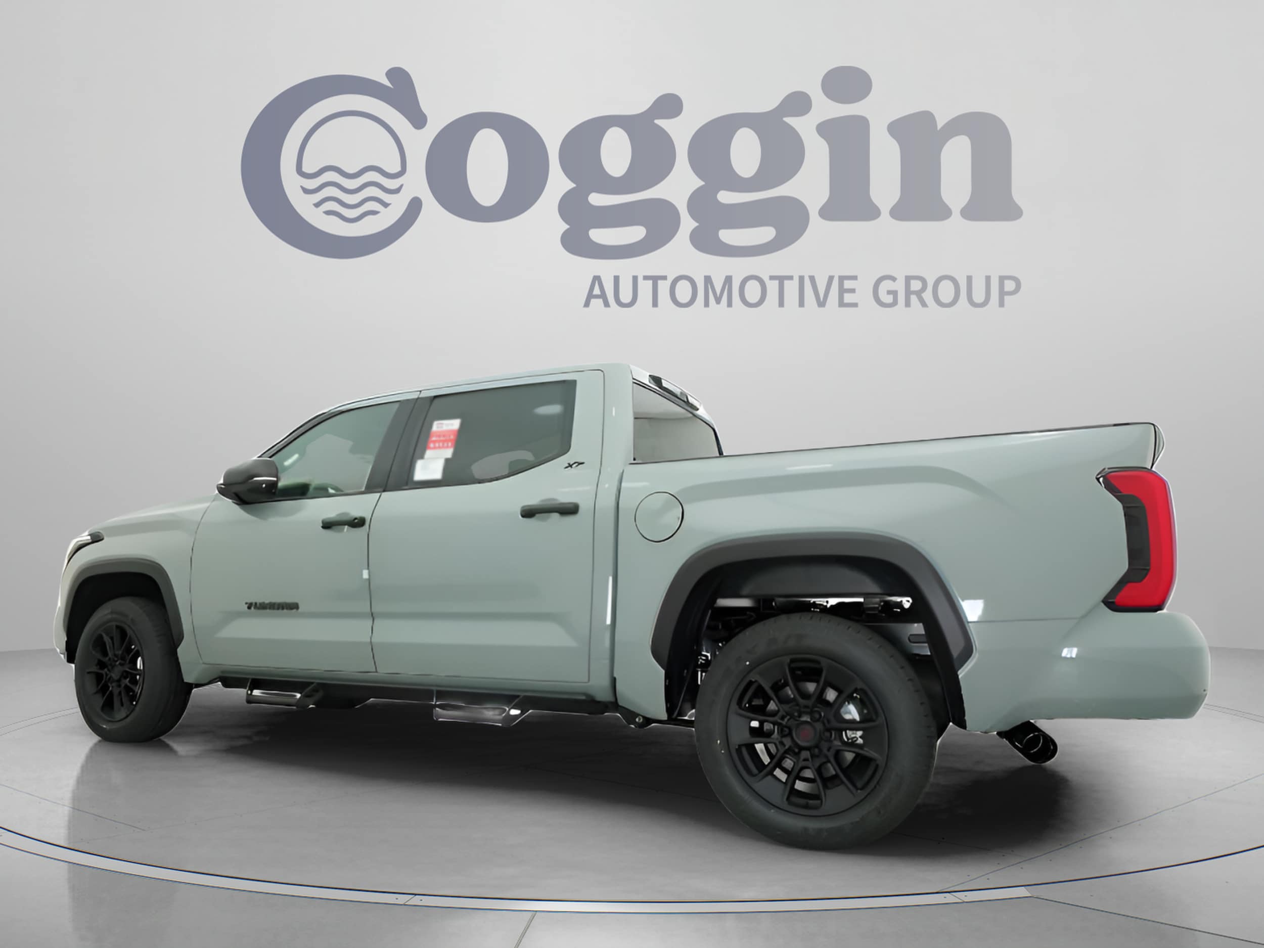 2026 Toyota Tundra SR5 - Photo 8