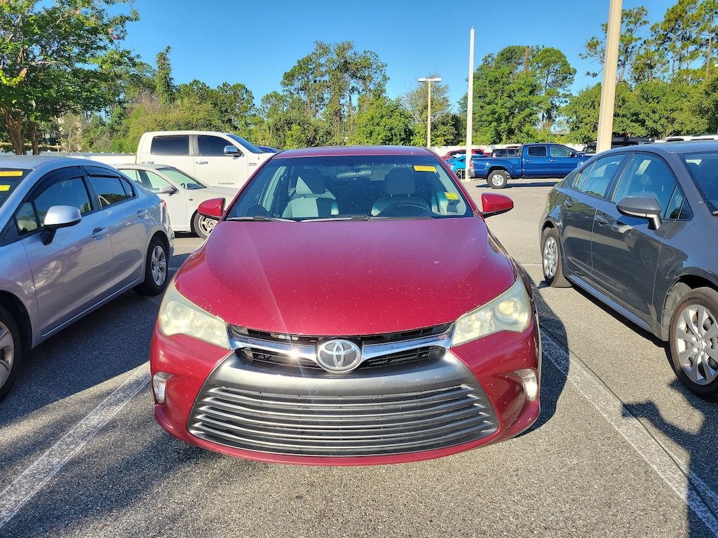 Used 2016 Toyota Camry XLE Sedan