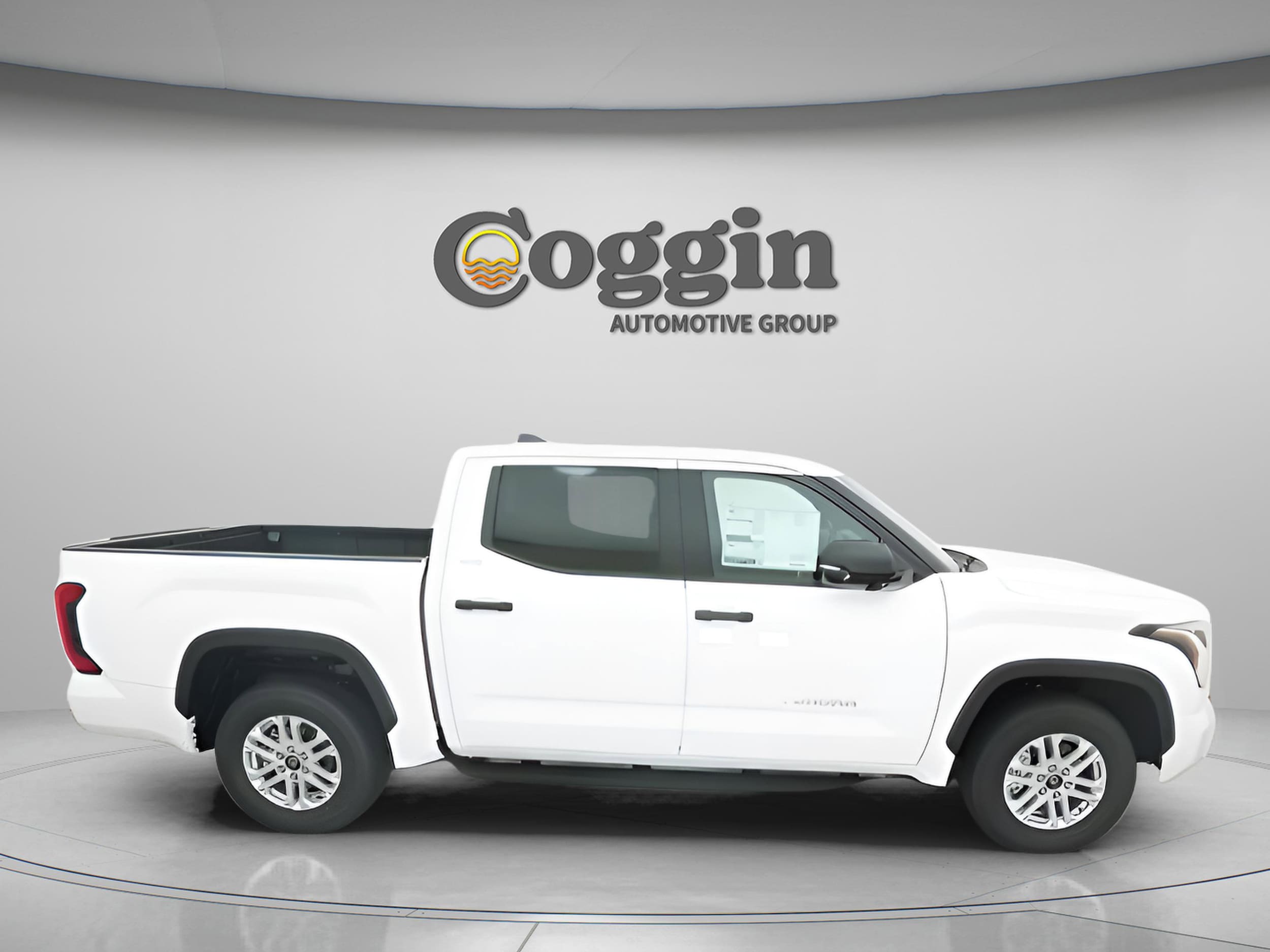 2026 Toyota Tundra SR5 - Photo 24