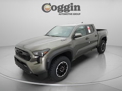 2025 Toyota Tacoma i-FORCE MAX TRD Off-Road i-FORCE MAX Truck Double Cab