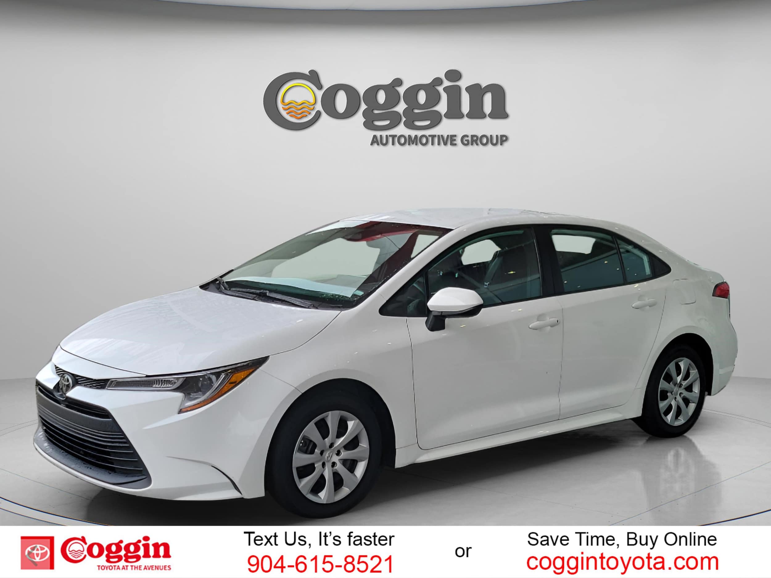 2024 Toyota Corolla LE's photo