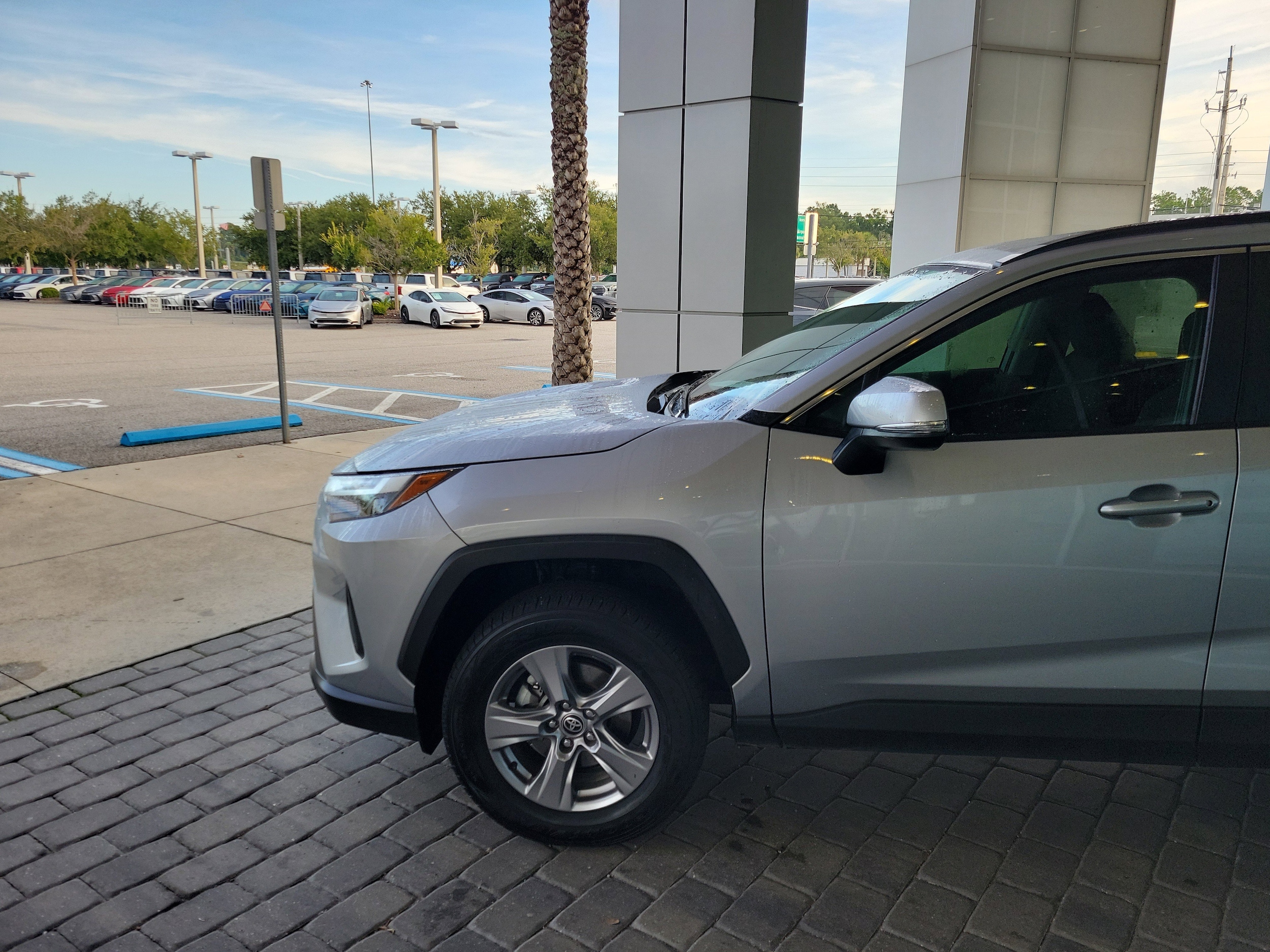 Used 2024 Toyota RAV4 XLE with VIN 2T3W1RFV7RW315482 for sale in Northfield, Minnesota