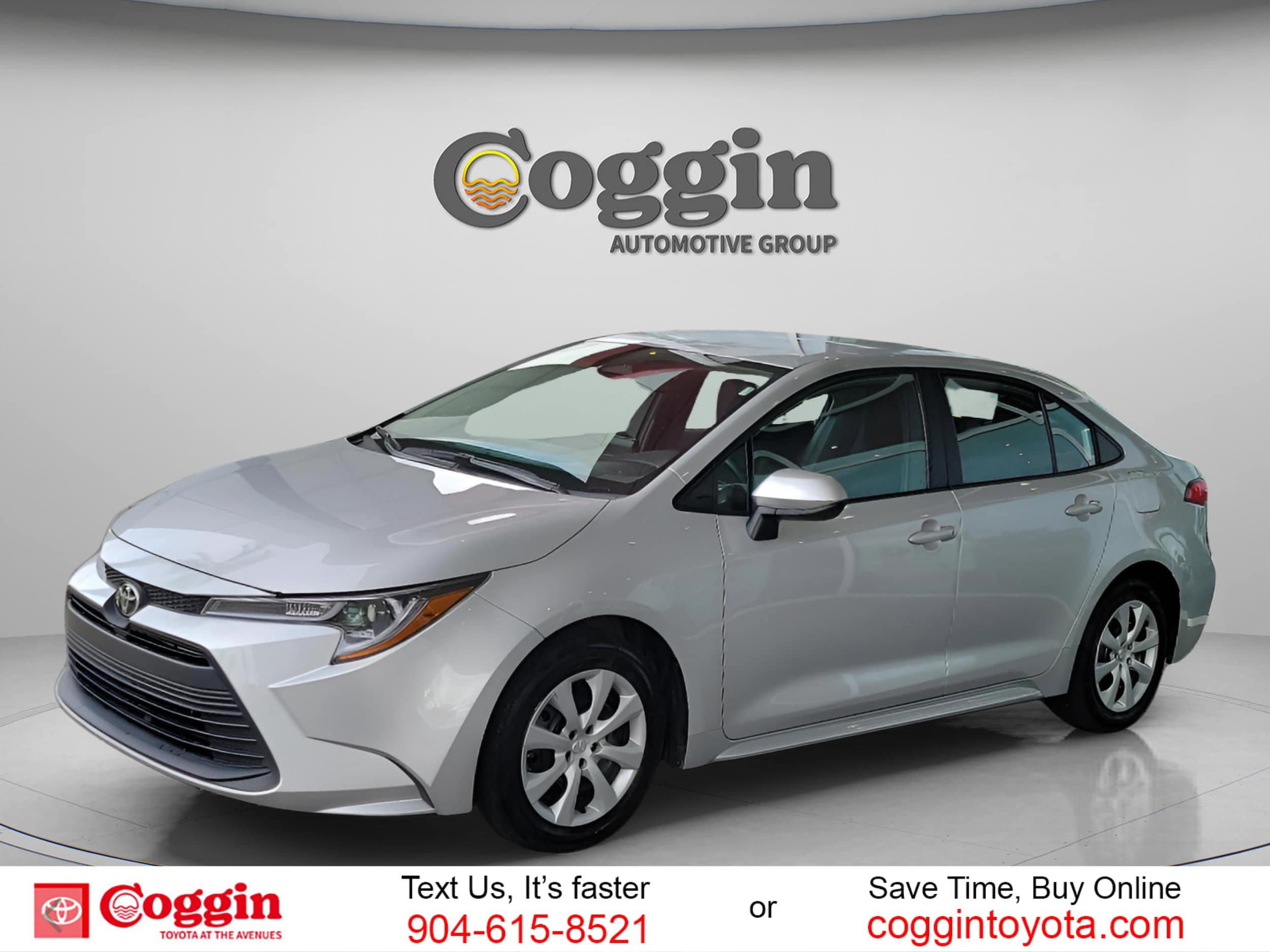 2024 Toyota Corolla LE's photo