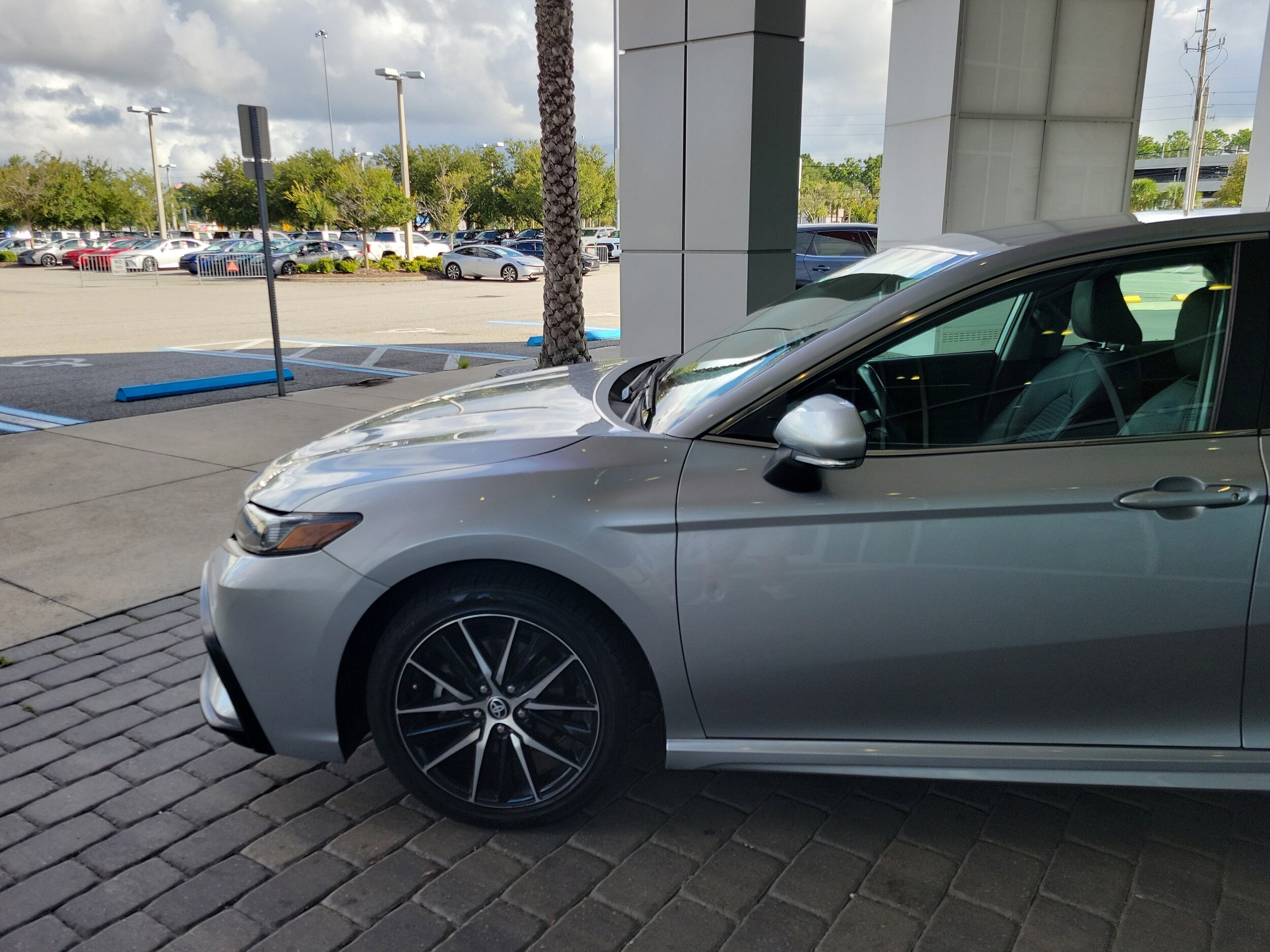 2024 Toyota Camry LE photo 2
