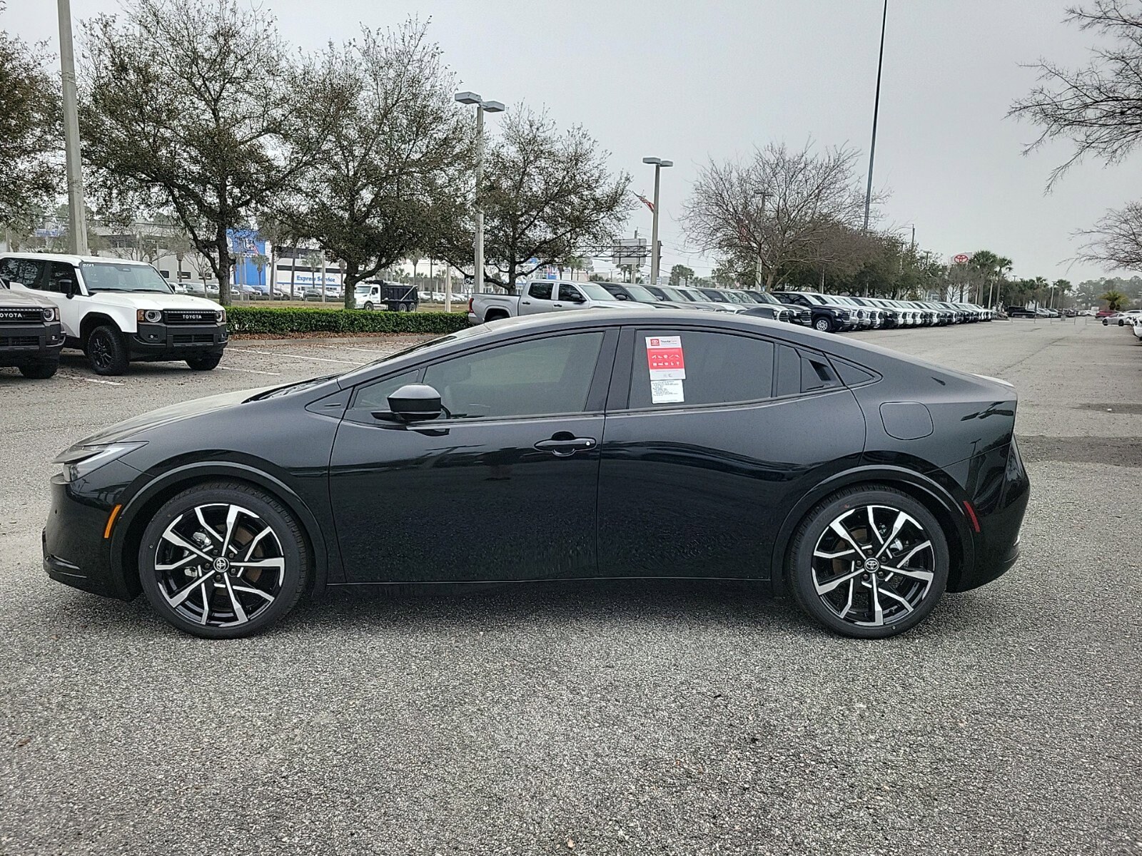 2024 Toyota Prius Prime XSE photo 3