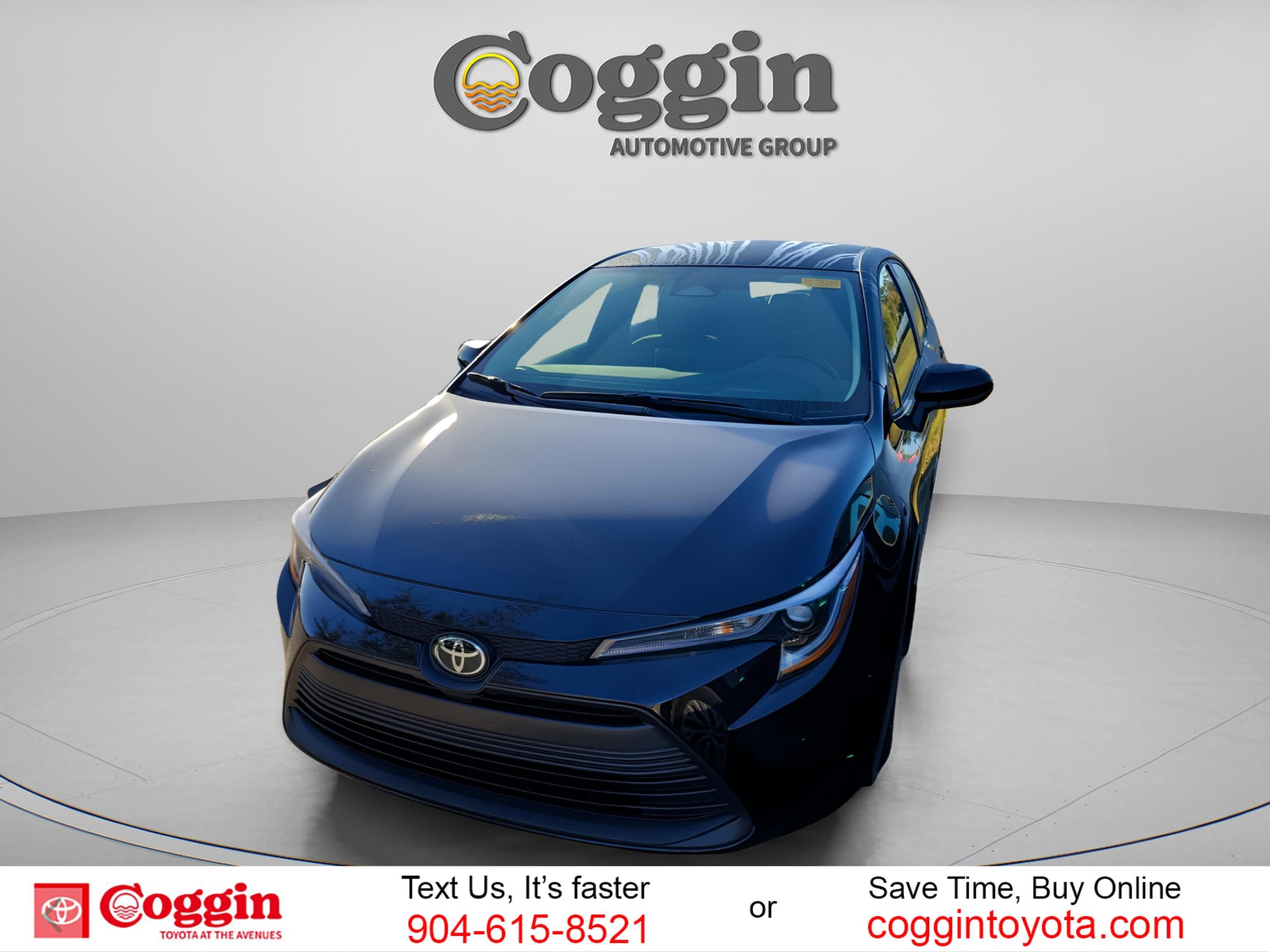 2025 Toyota Corolla LE's photo