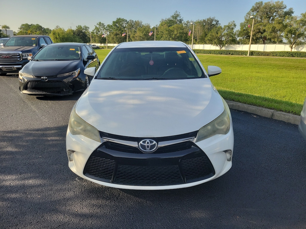 Used 2015 Toyota Camry XLE Sedan