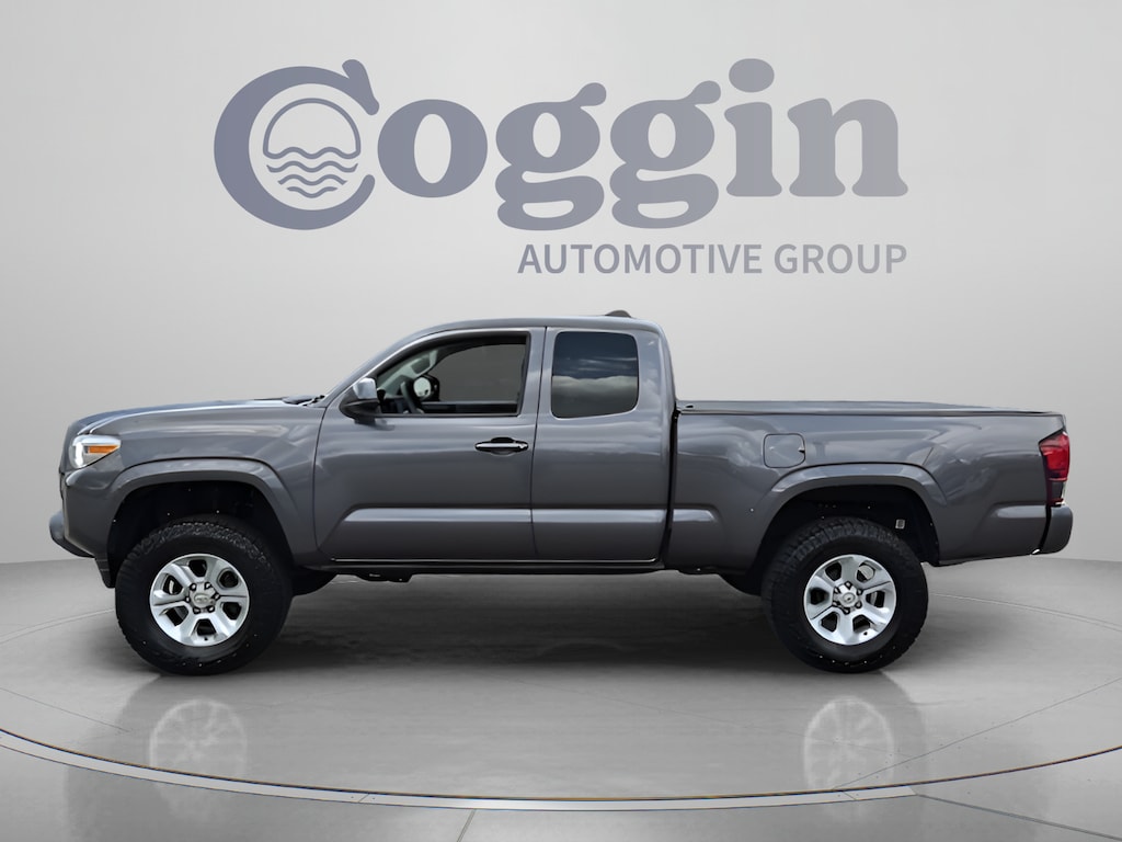 Used 2022 Toyota Tacoma SR Truck Access Cab