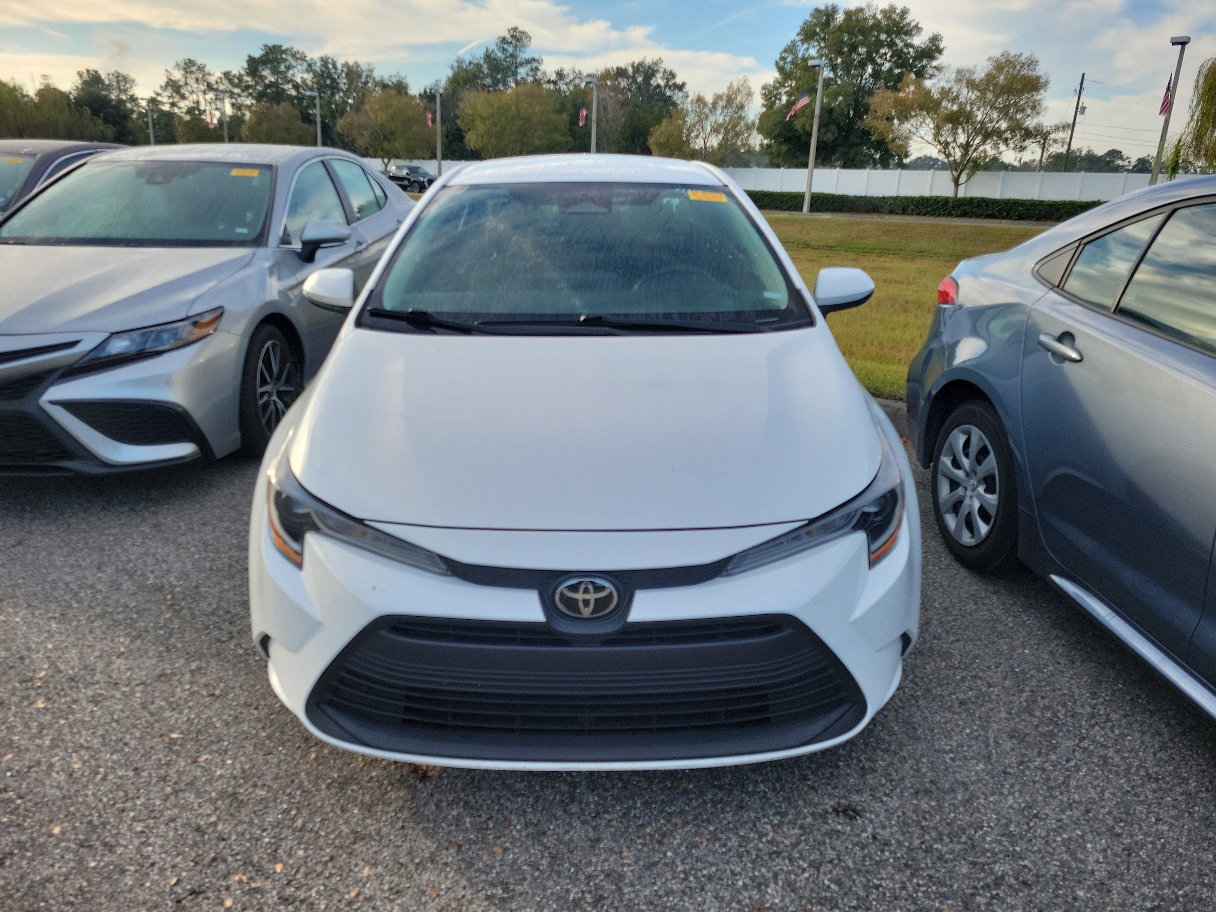 Used 2024 Toyota Corolla LE with VIN 5YFB4MDE4RP088967 for sale in Kansas City