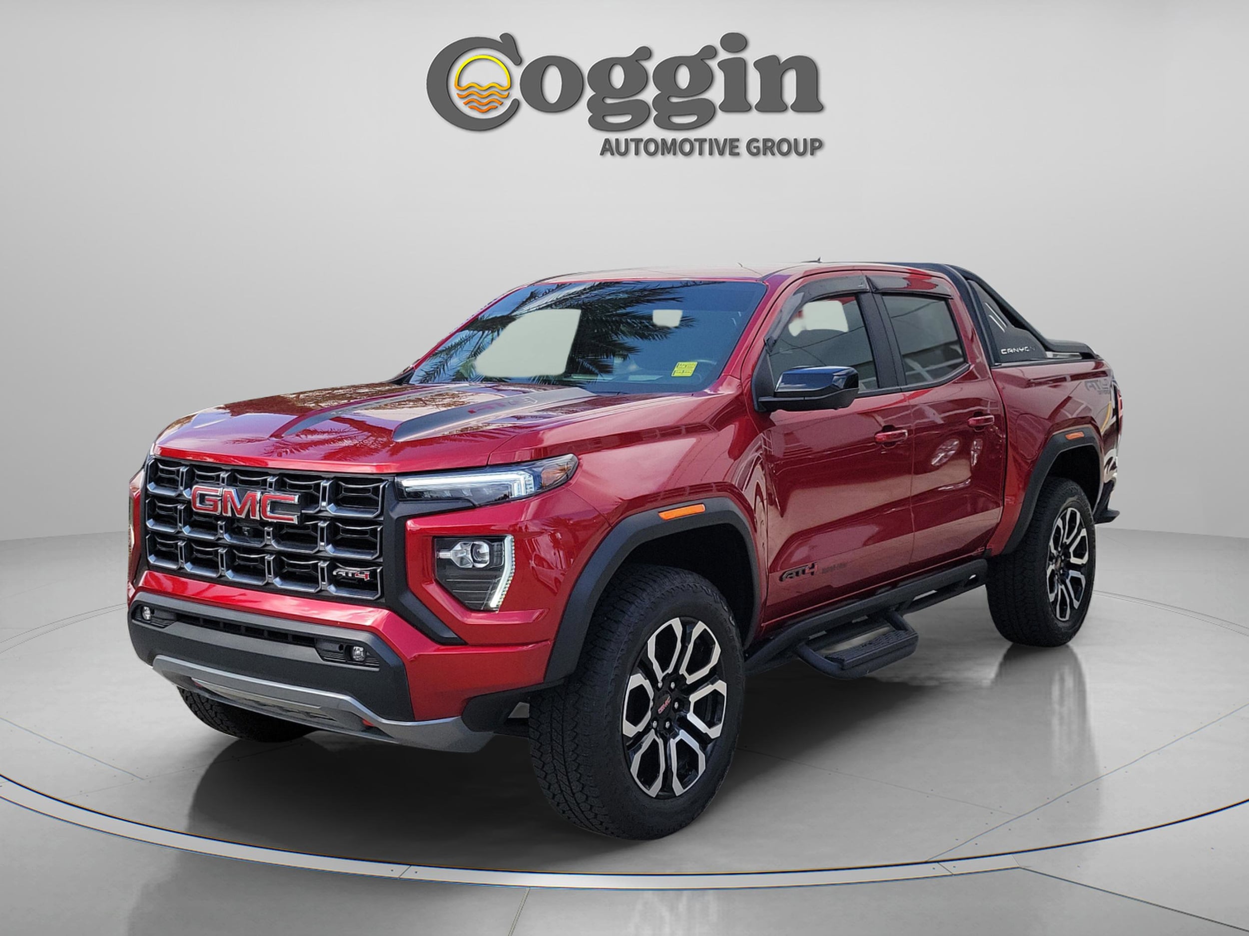 2025 GMC Canyon 4WD AT4 Crew Cab Short Box's photo
