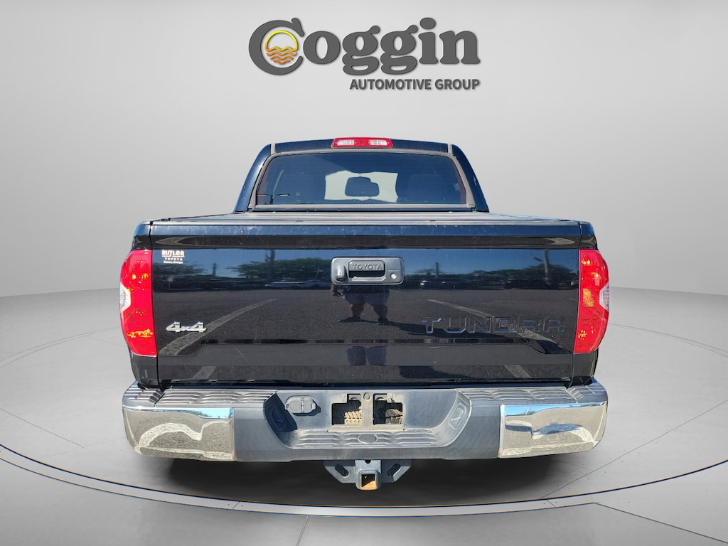 Used 2017 Toyota Tundra SR5 5.7L V8 w/FFV Truck CrewMax