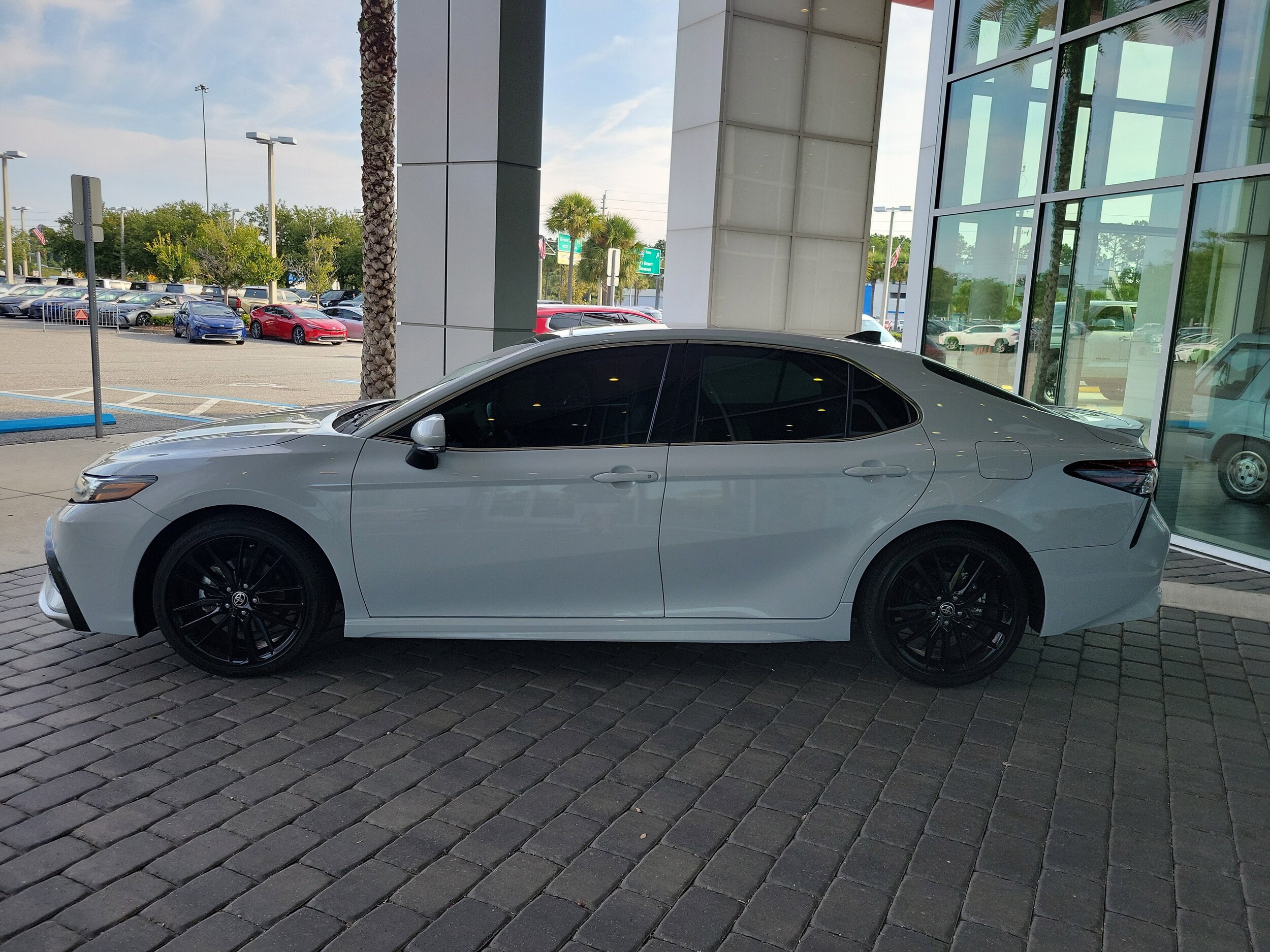 2024 Toyota Camry XSE photo 3