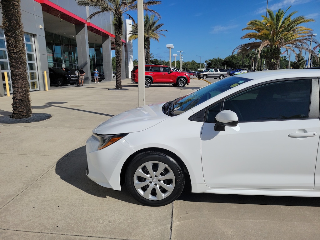 Certified 2023 Toyota Corolla LE Sedan