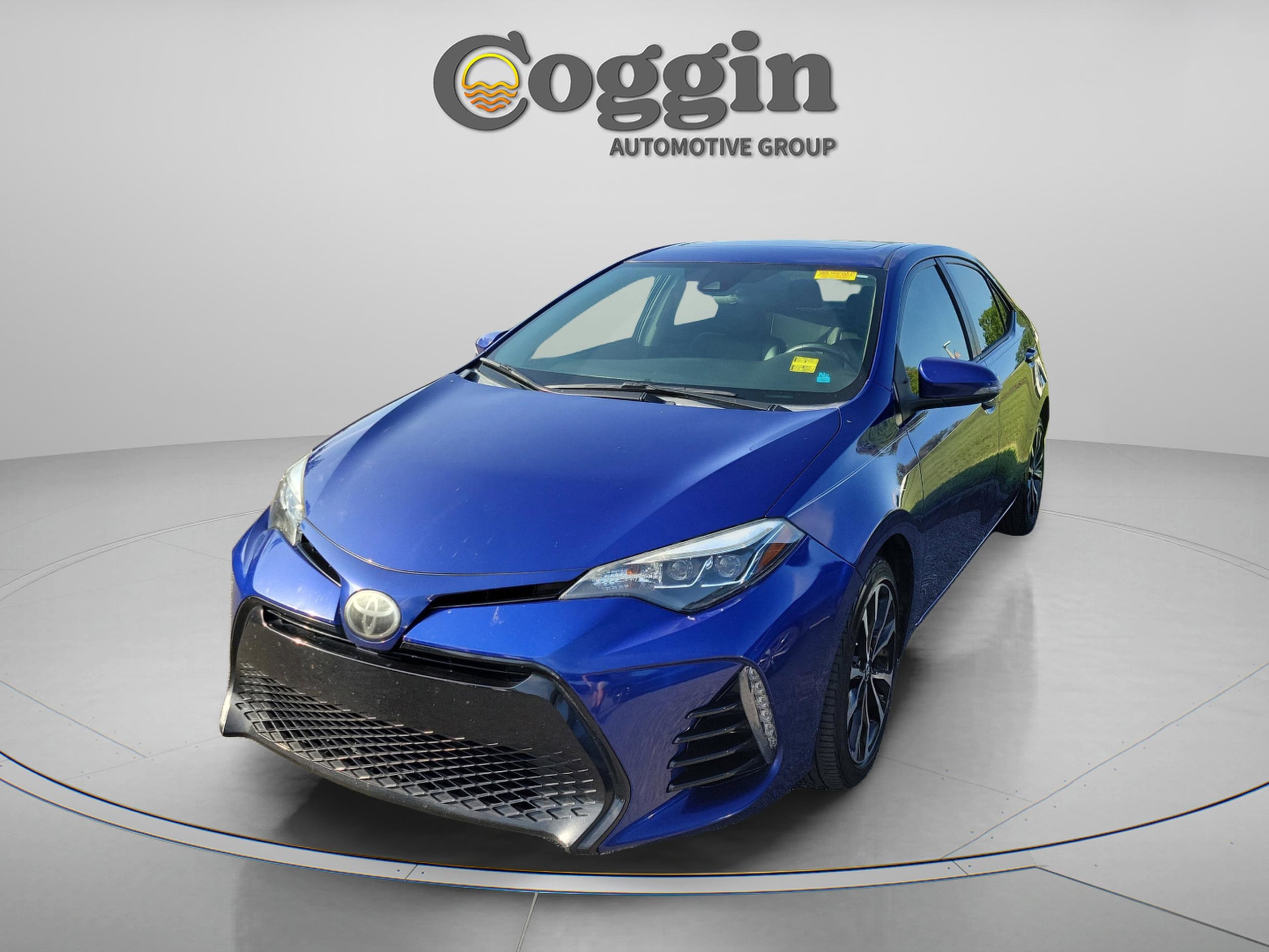 2017 Toyota Corolla XSE AT's photo