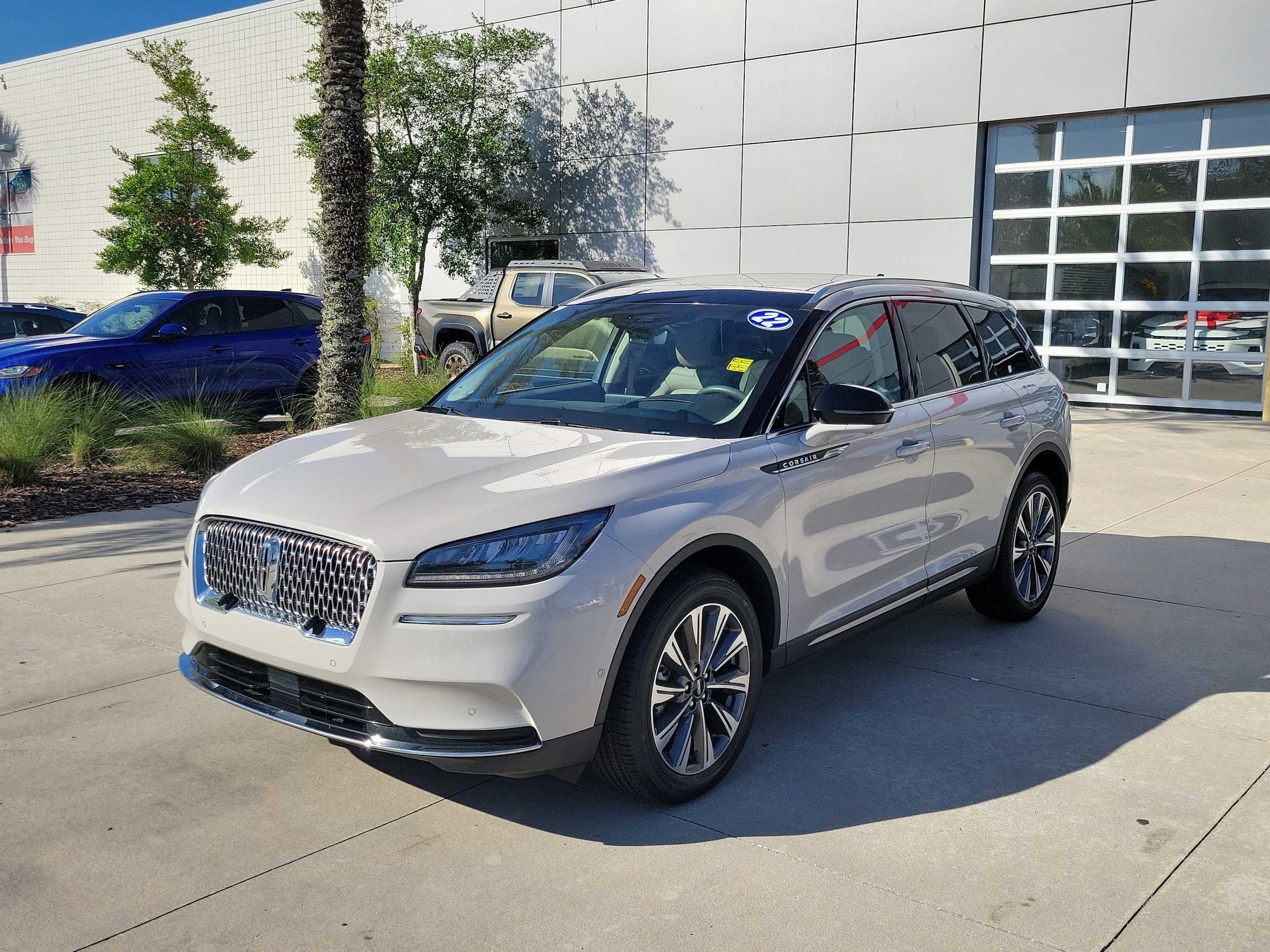 2022 Lincoln Corsair Reserve FWD's photo