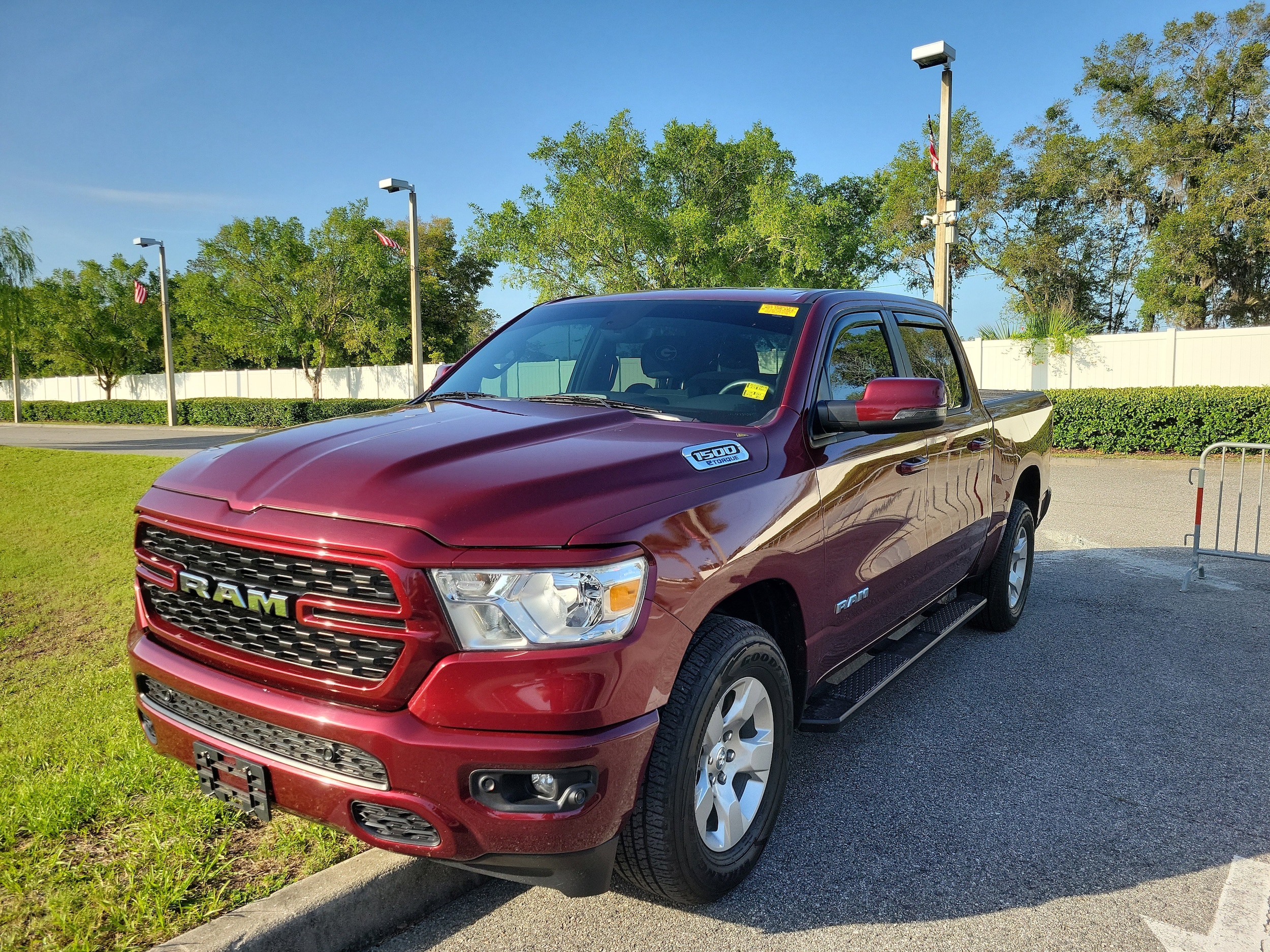 2024 RAM 1500 Big Horn/Lone Star 4x4 Crew Cab 5'7's photo