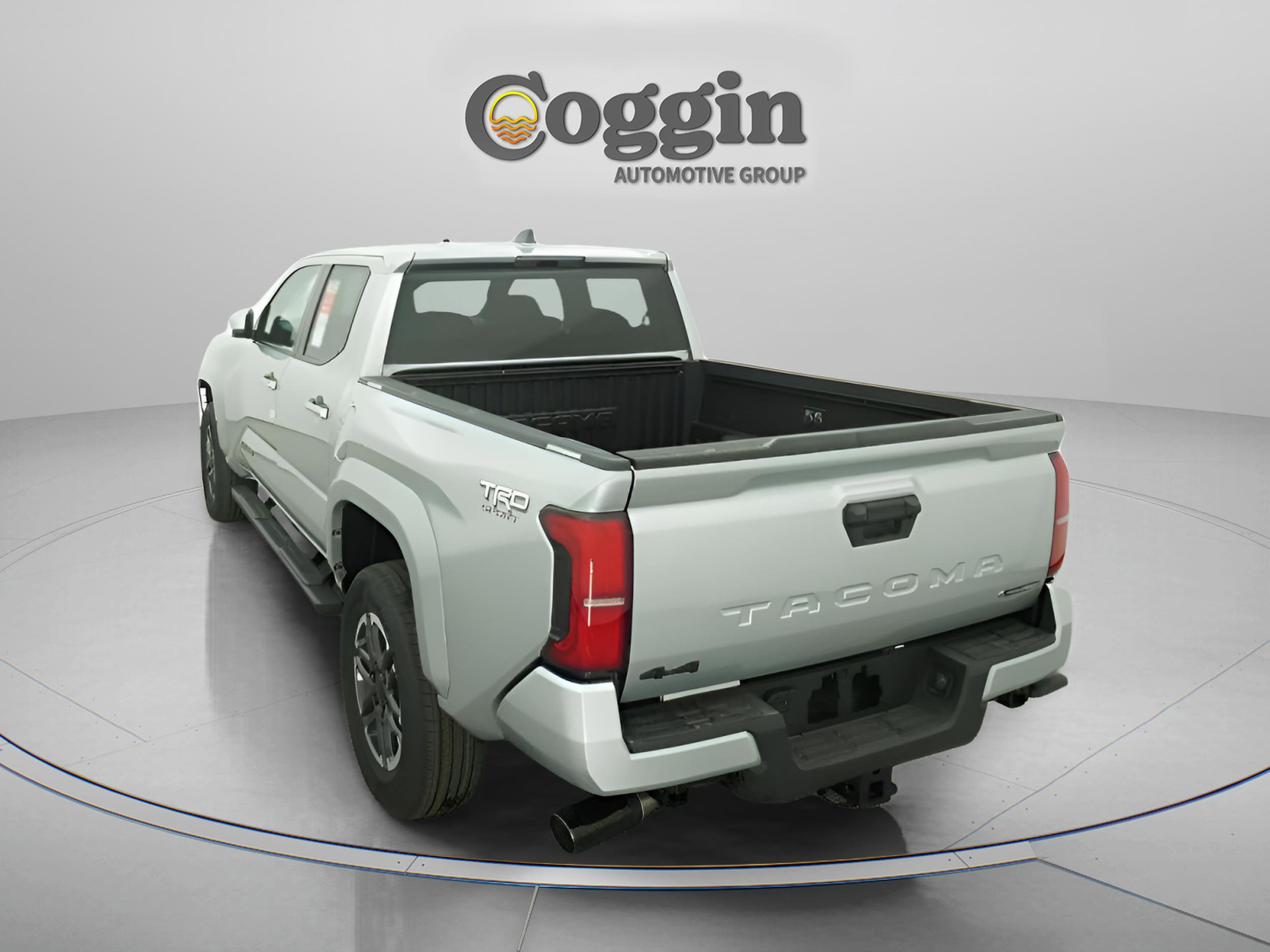 2025 Toyota Tacoma TRD Sport - Photo 14