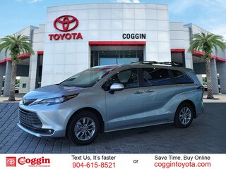 2025 Toyota Sienna XLE 8 Passenger Van Passenger Van