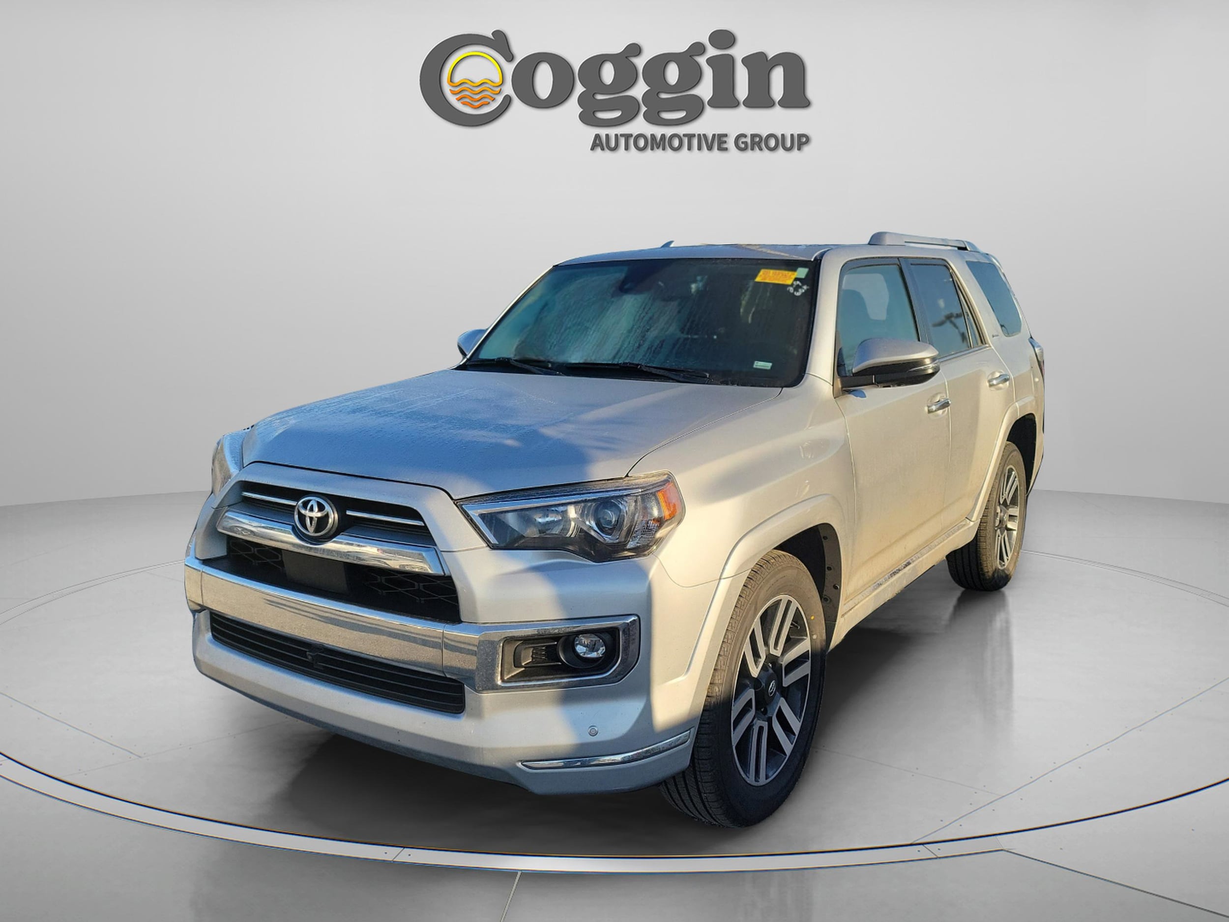 2023 Toyota 4Runner Limited RWD V6's photo