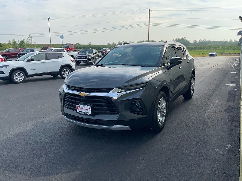 2020 Chevrolet Blazer 2LT photo 2