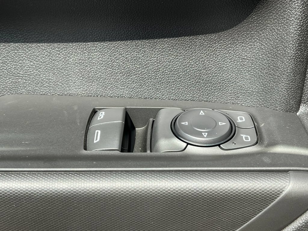 2025 GMC Sierra 1500 Pro - Photo 15
