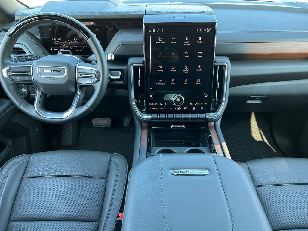 New 2025 GMC Yukon XL Denali SUV