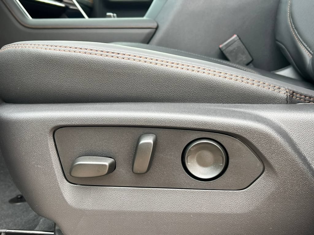 2026 GMC Sierra 2500HD AT4 - Photo 17
