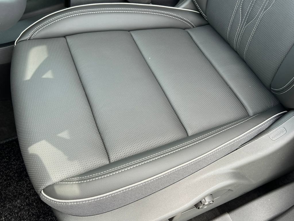 2026 Buick Envision Avenir - Photo 11