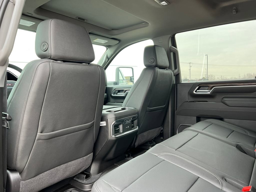 2026 GMC Sierra 2500HD SLT - Photo 42