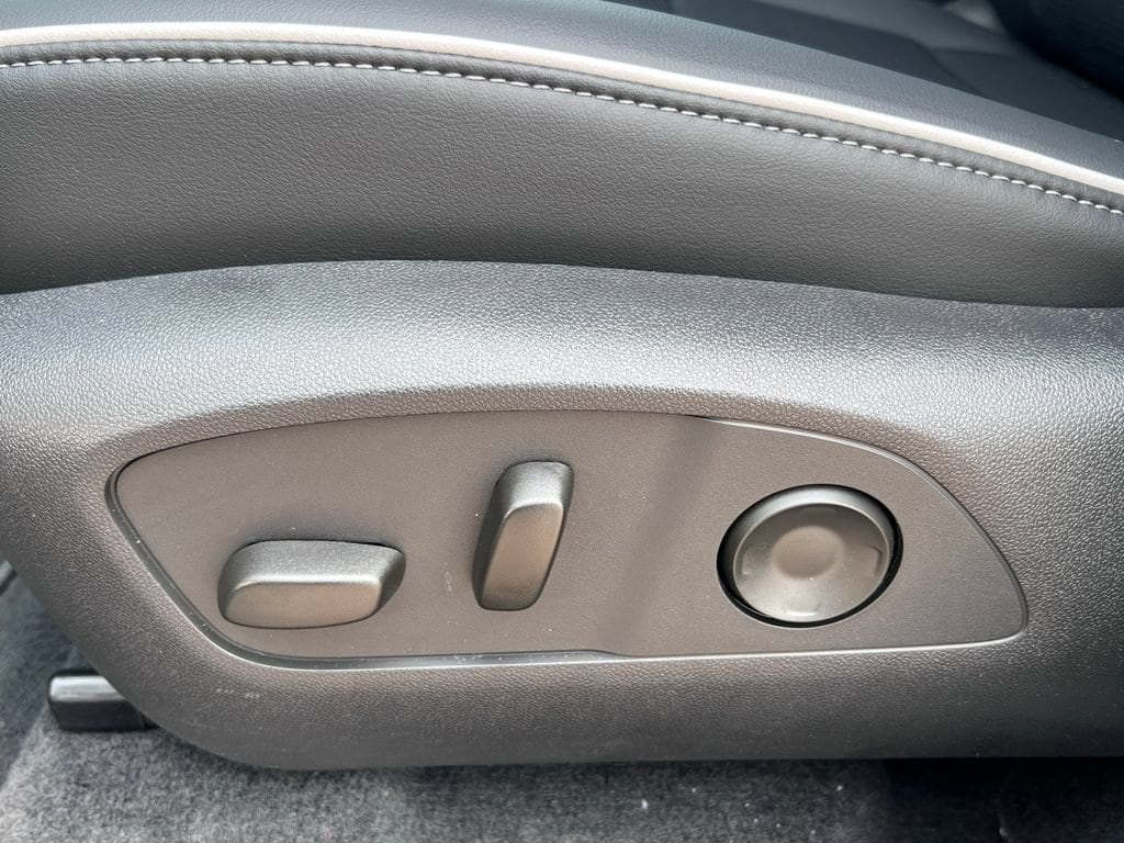 2026 Buick Enclave Sport Touring - Photo 11
