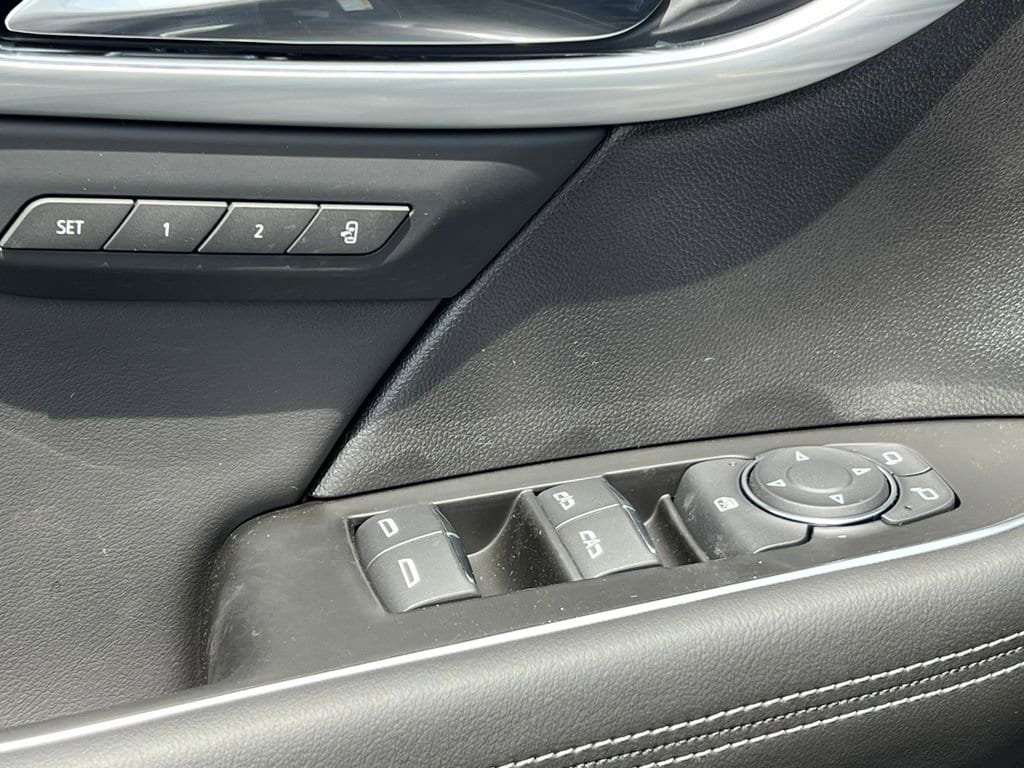 2026 Buick Envision Avenir - Photo 18